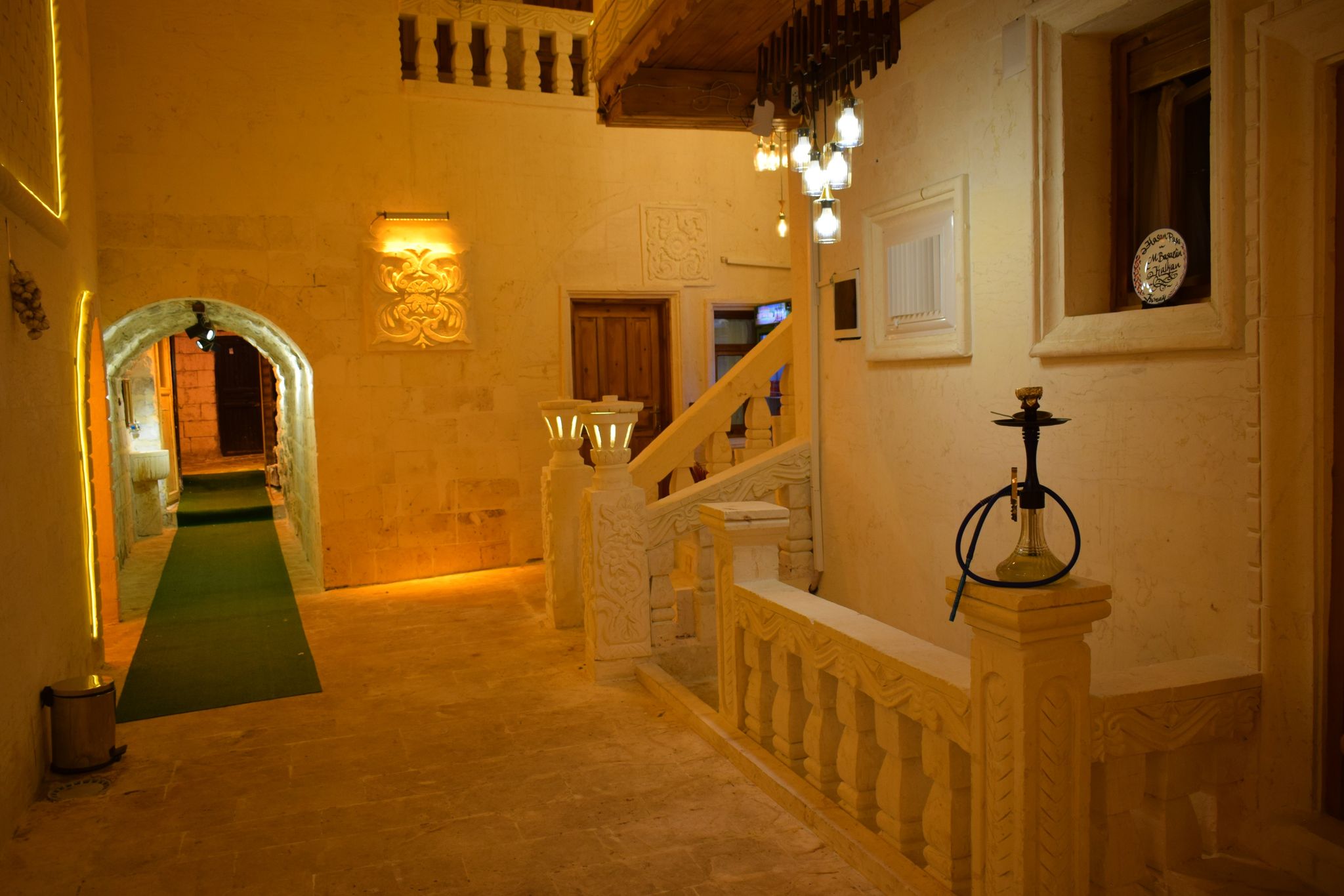 KONAĞIMIZDAN KARELER