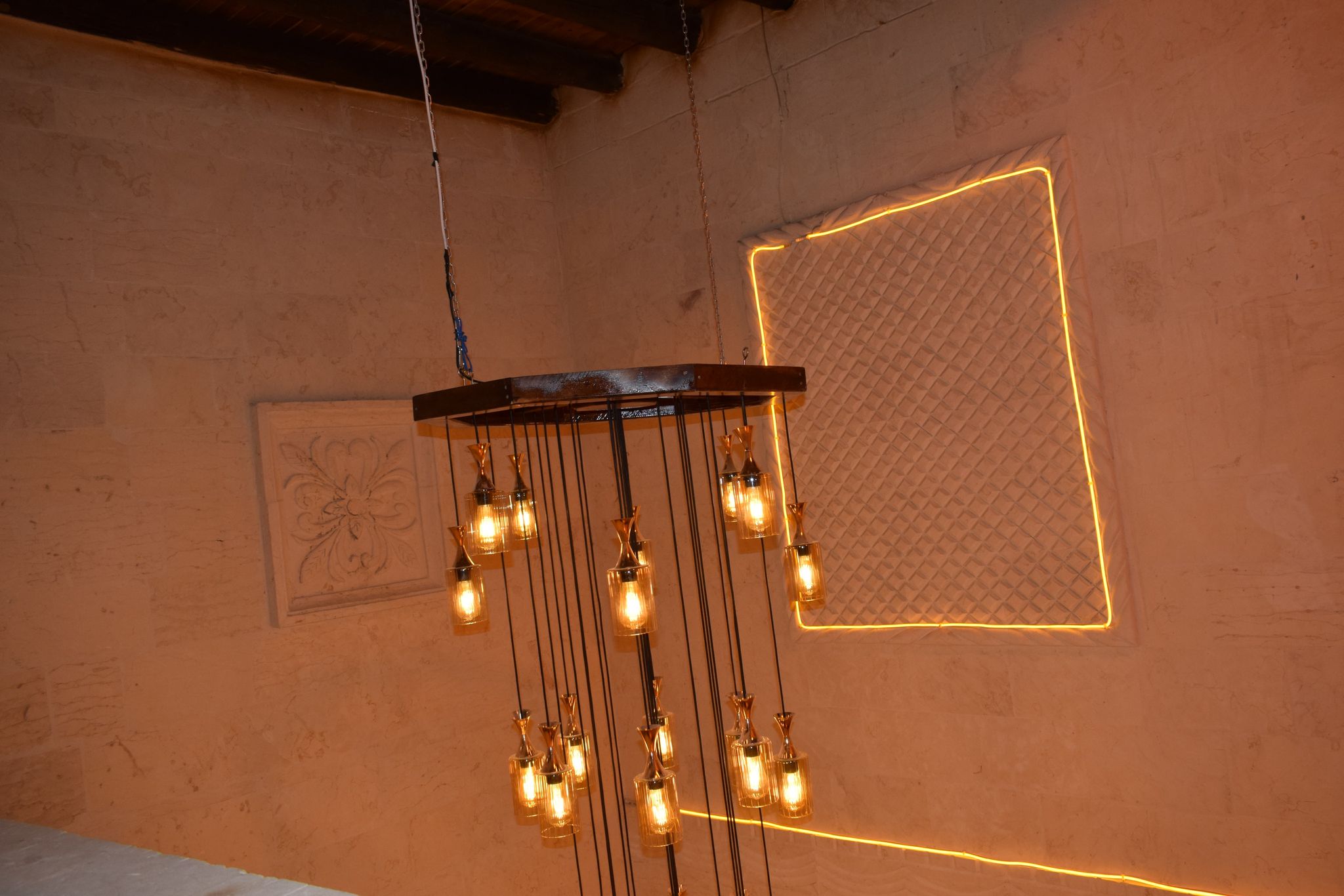 KONAĞIMIZDAN KARELER