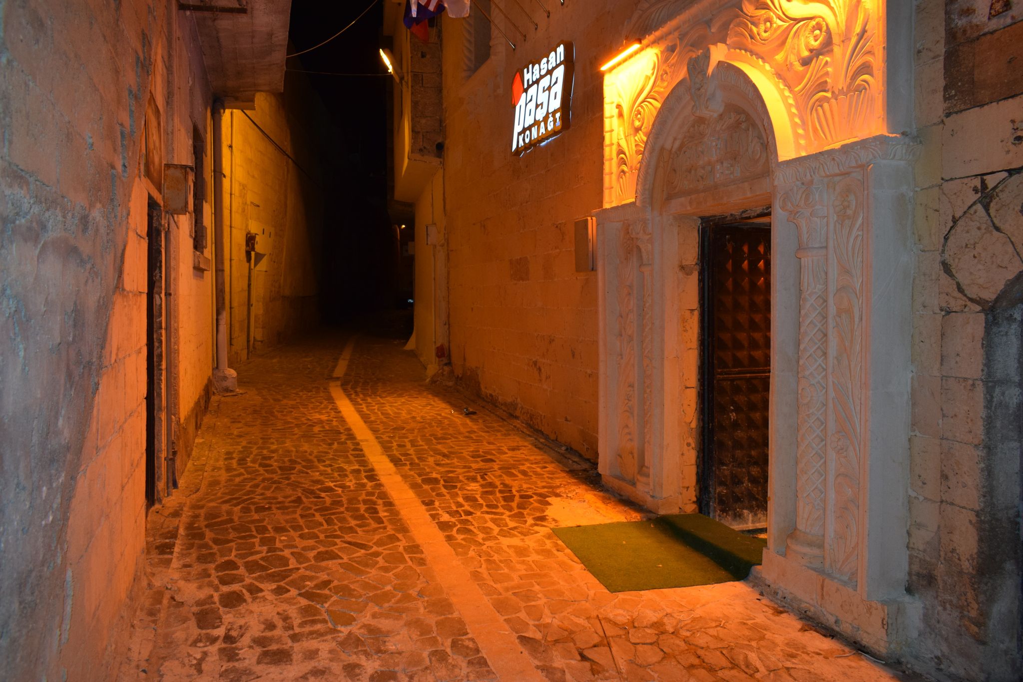 KONAĞIMIZDAN KARELER