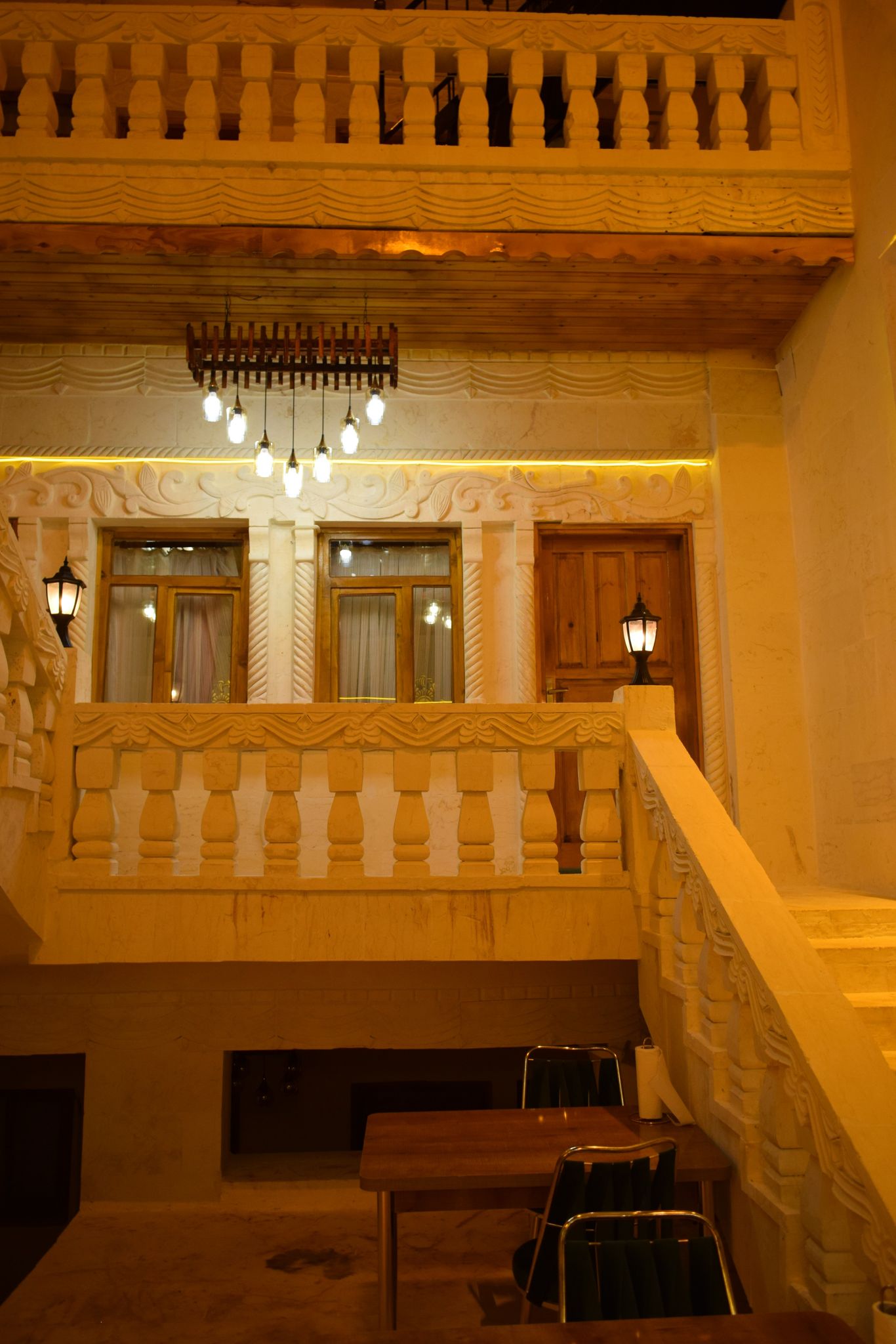 KONAĞIMIZDAN KARELER