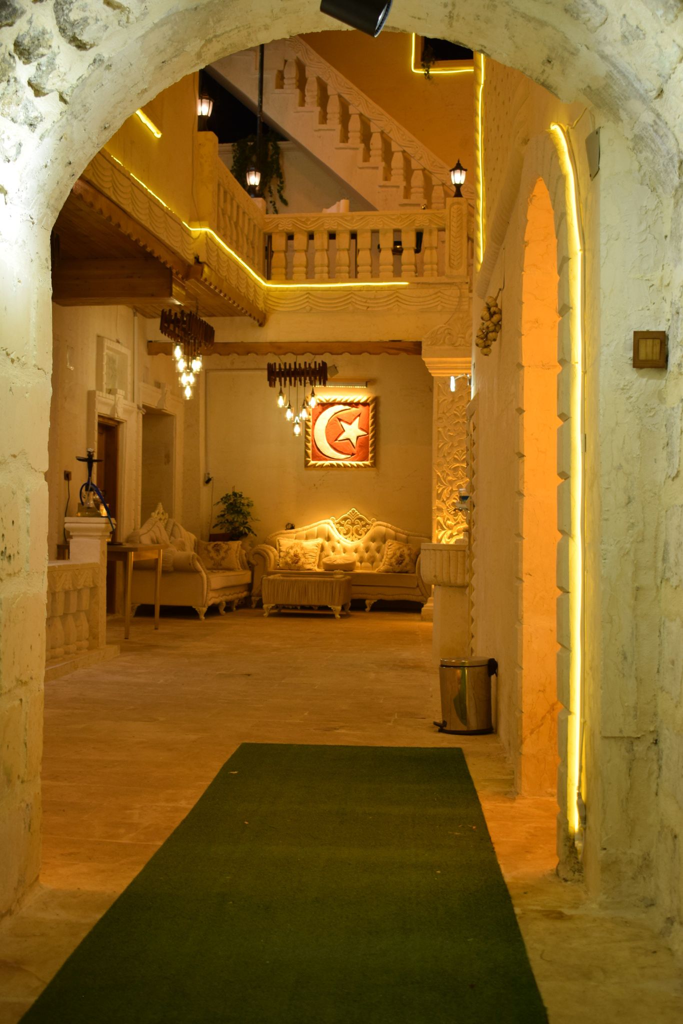 KONAĞIMIZDAN KARELER