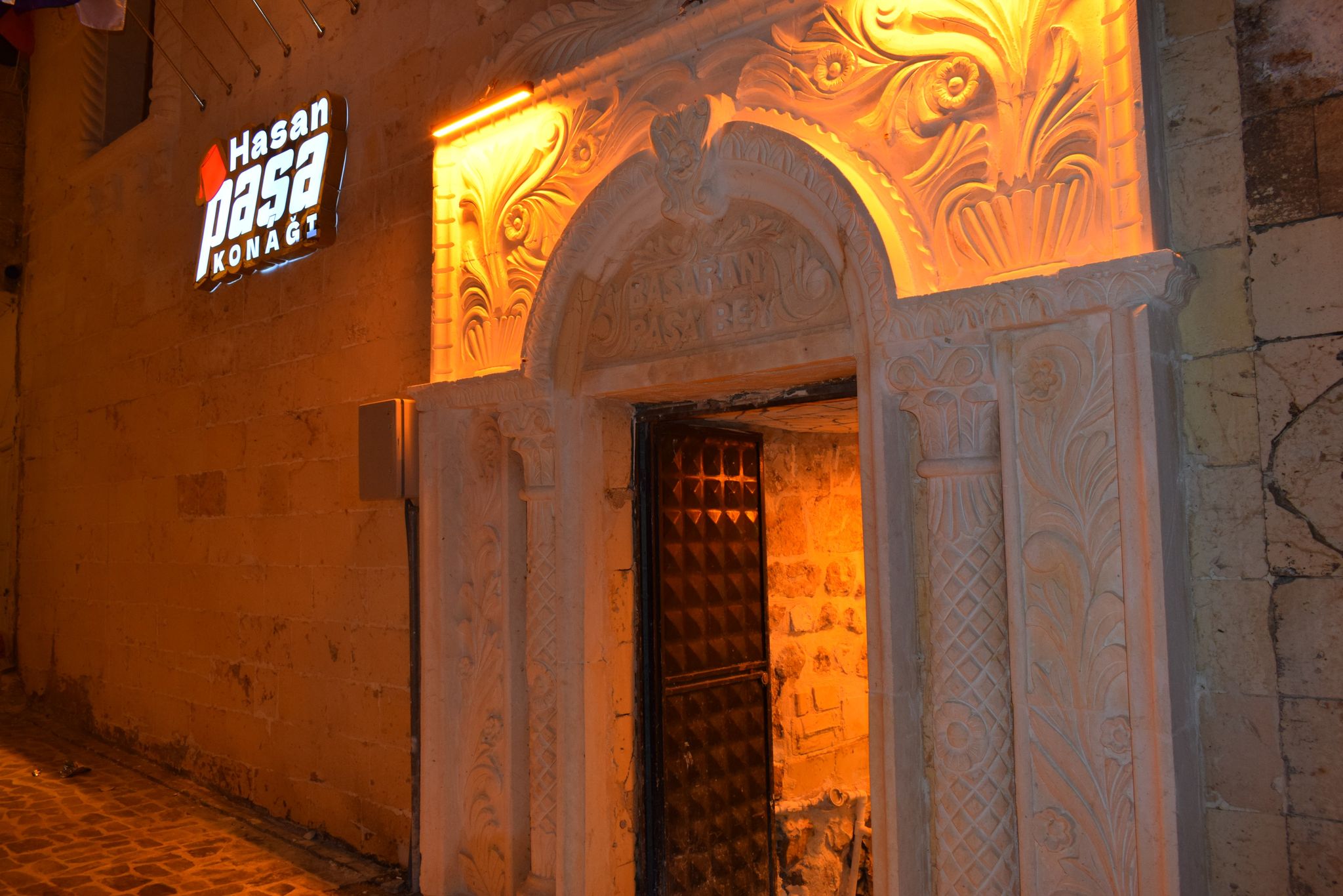 KONAĞIMIZDAN KARELER