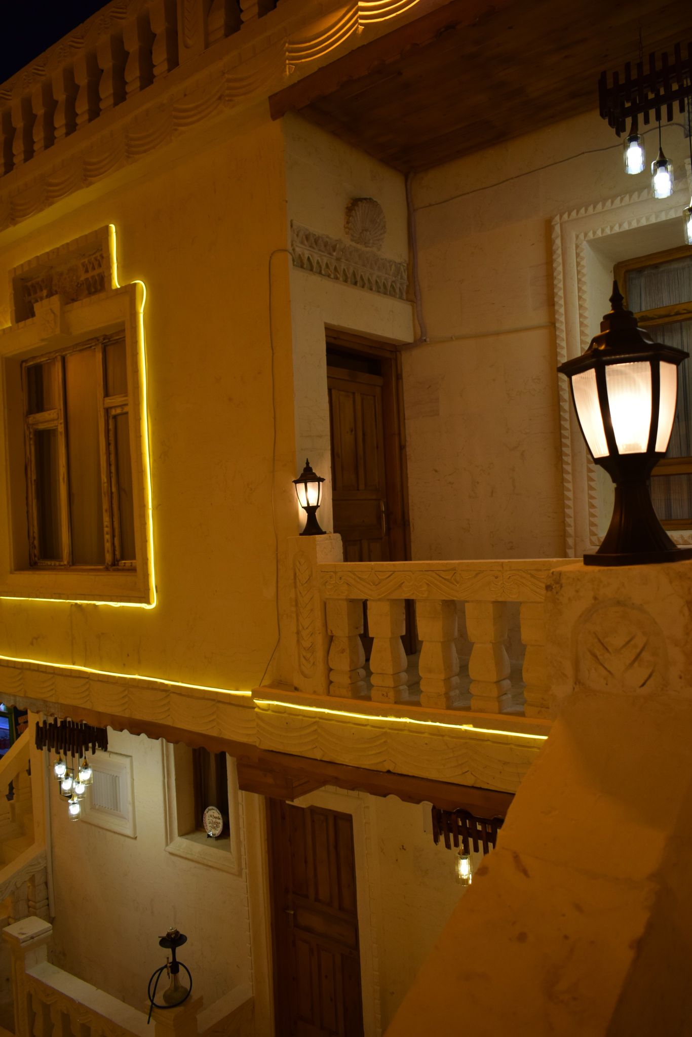 KONAĞIMIZDAN KARELER