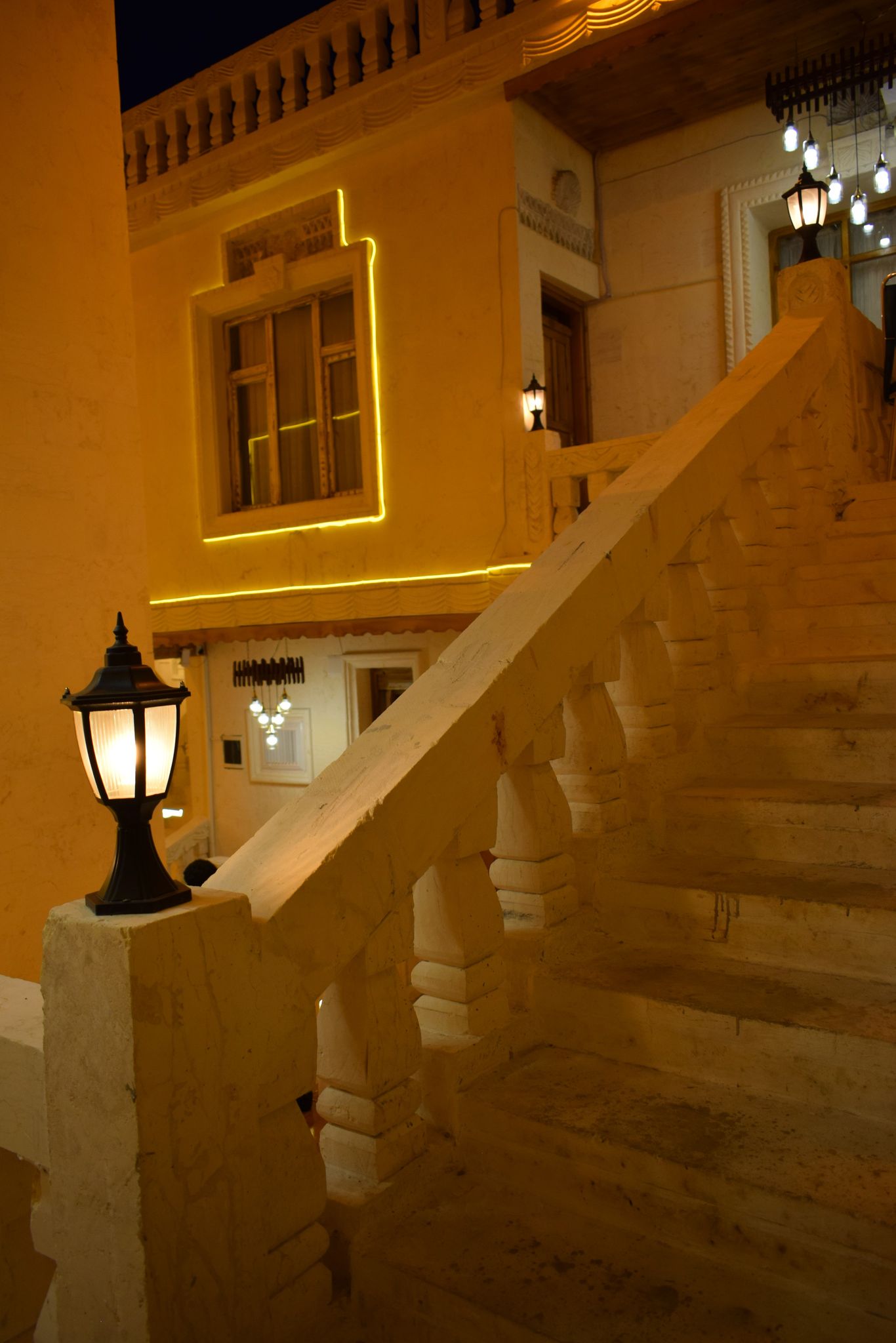 KONAĞIMIZDAN KARELER