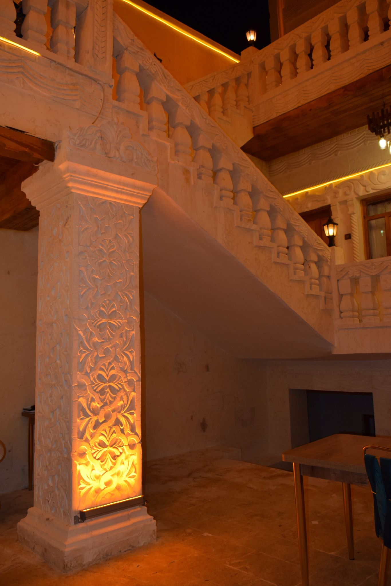 KONAĞIMIZDAN KARELER