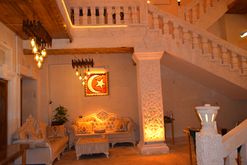 KONAĞIMIZDAN KARELER