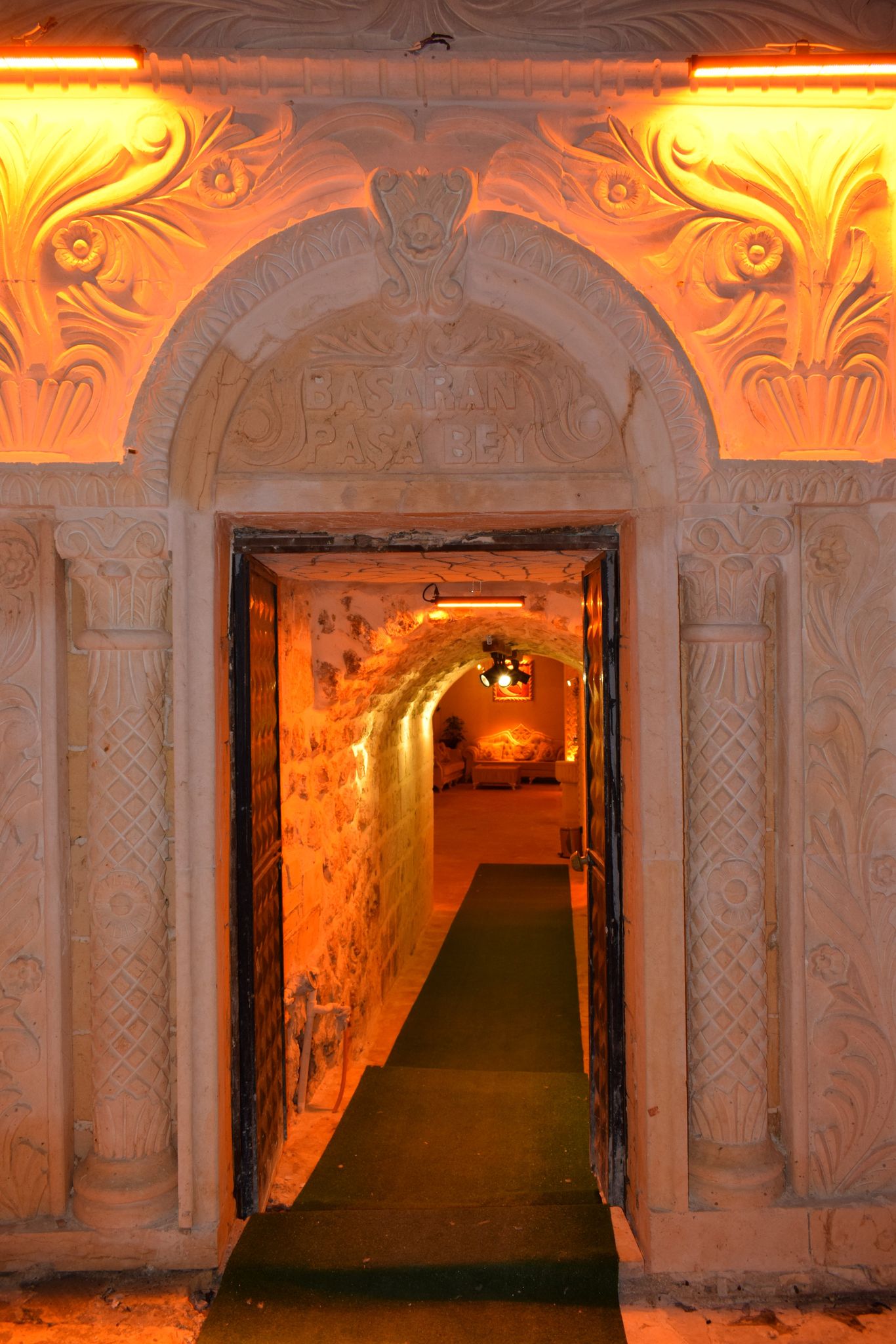 KONAĞIMIZDAN KARELER