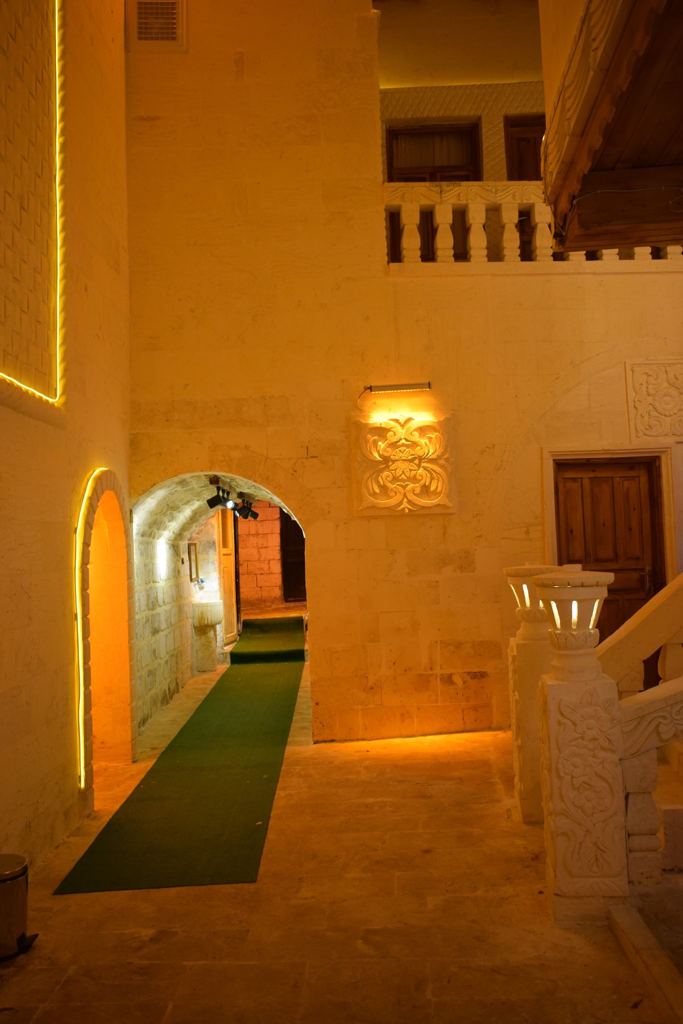 KONAĞIMIZDAN KARELER